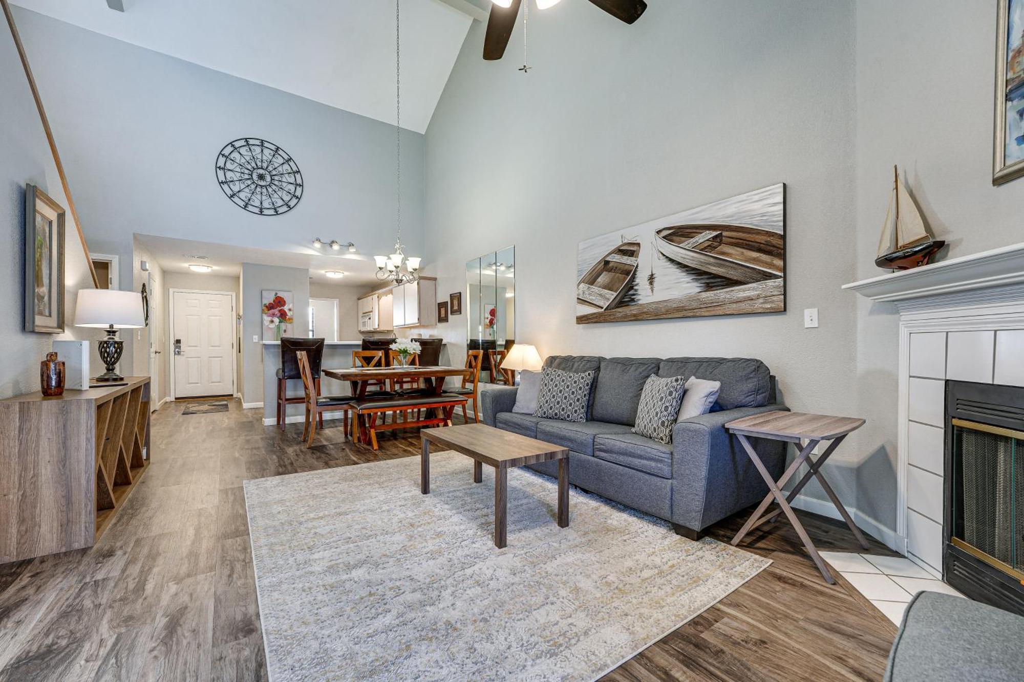 Lakefront Branson Penthouse With Resort Amenities! Екстериор снимка