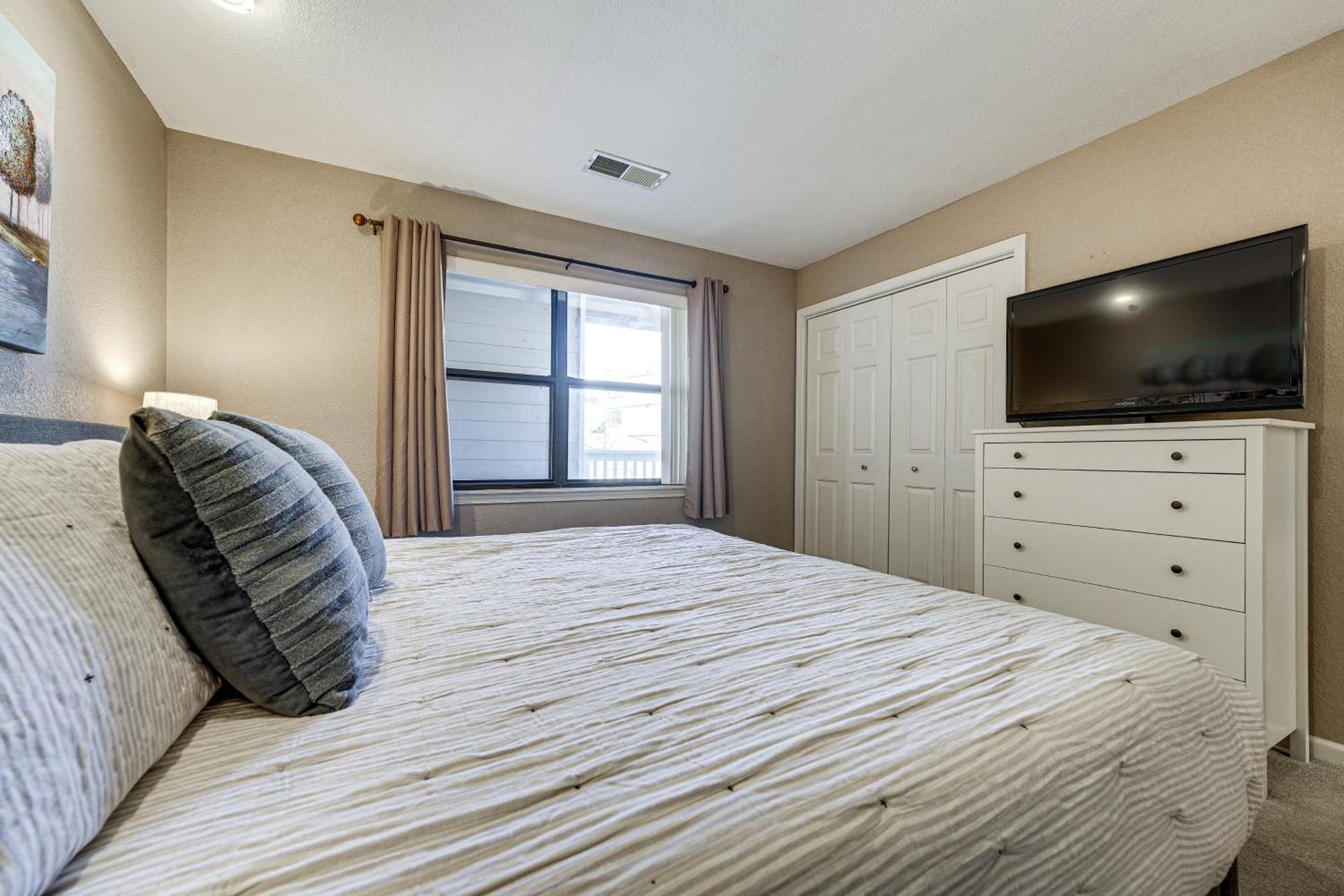 Lakefront Branson Penthouse With Resort Amenities! Екстериор снимка
